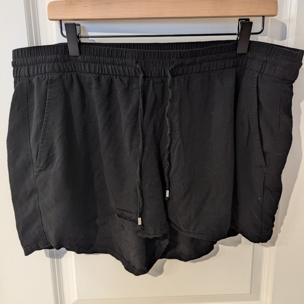 Old Navy Women's Black Shorts